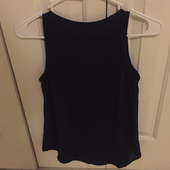 Top - Picture 3 of 3